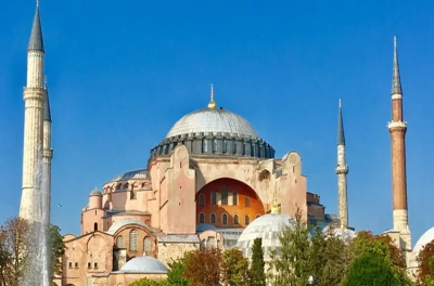 Gişeler Kırılsın, Ayasofya Üst Kat Kurtulsun!